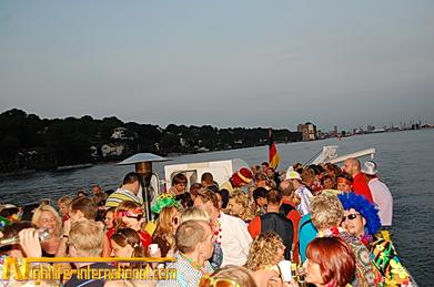 Bootsparty - Feiern auf der Elbe