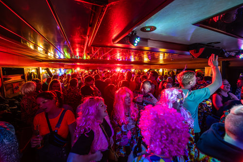 Das Partyschiff mit Schlagermusik